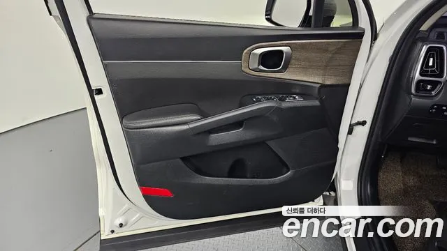 Kia Sorento Sorento 4-е поколение Дизель 2.2 2WD — Фото автомобиля 21