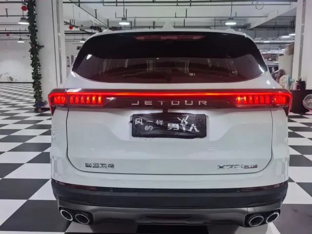 Jetour X70 Plus — Фото автомобиля 14