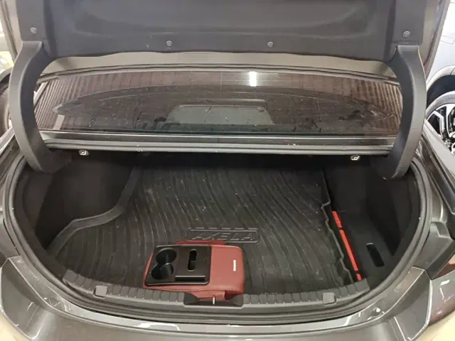 Mazda Axela — Фото автомобиля 18