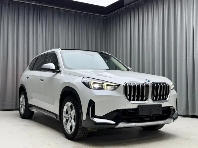 BMW X1 — Фото автомобиля 3