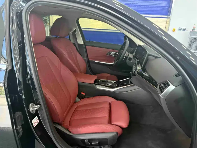 BMW 3 Series — Фото автомобиля 17