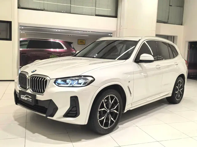Фотография автомобиля — BMW X3