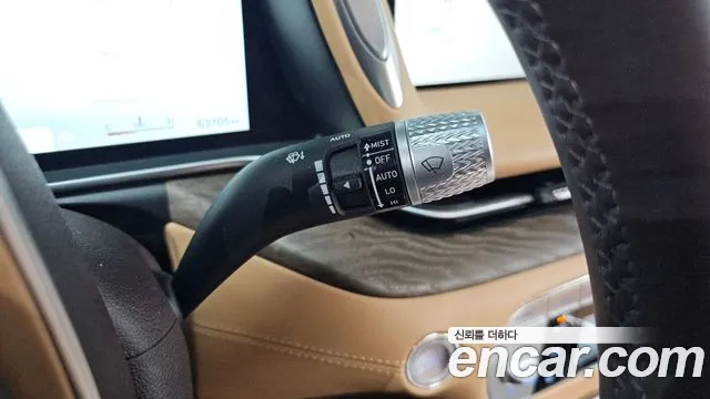 Genesis G90 Бензин 3.5 турбо AWD — Фото автомобиля 12