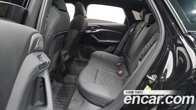 Audi A6 e-tron — Фото автомобиля 18