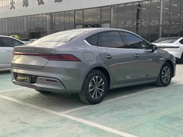 BYD Qin PLUS — Фото автомобиля 9