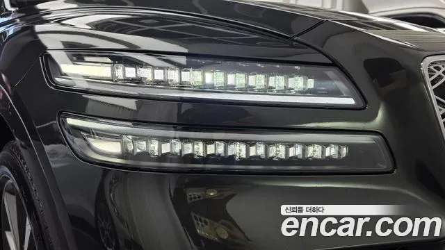 Genesis GV80 2.5T Бензин AWD — Фото автомобиля 22