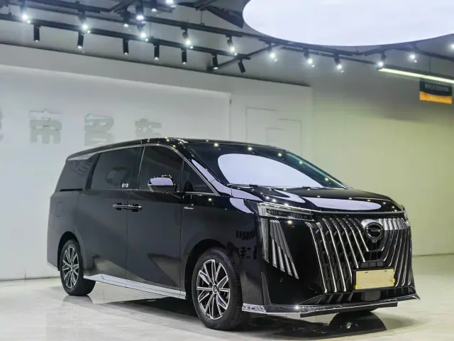 GAC Trumpchi M8 — Фото автомобиля 3