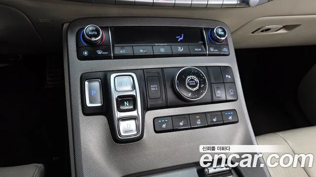 Hyundai Palisade Palisade Дизель 2.2 2WD — Фото автомобиля 8