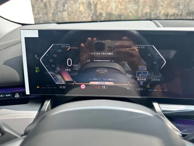 BMW 5 Series — Фото автомобиля 14