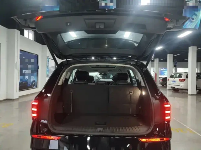 Ford Edge — Фото автомобиля 18