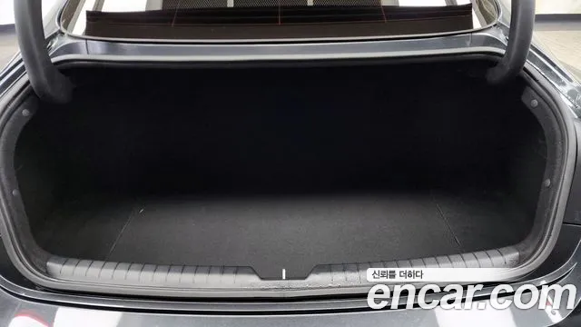 Hyundai Sonata — Фото автомобиля 20