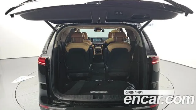 Kia Carnival 4th Gen — Фото автомобиля 30
