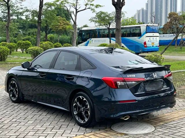 Honda Civic — Фото автомобиля 5