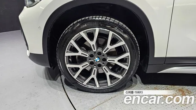 BMW X1 — Фото автомобиля 5