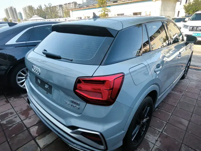 Audi Q2L — Фото автомобиля 15