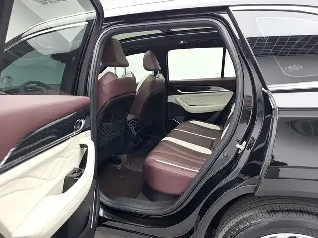Geely Xingyue L — Фото автомобиля 7