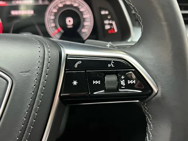 Audi A6L — Фото автомобиля 25