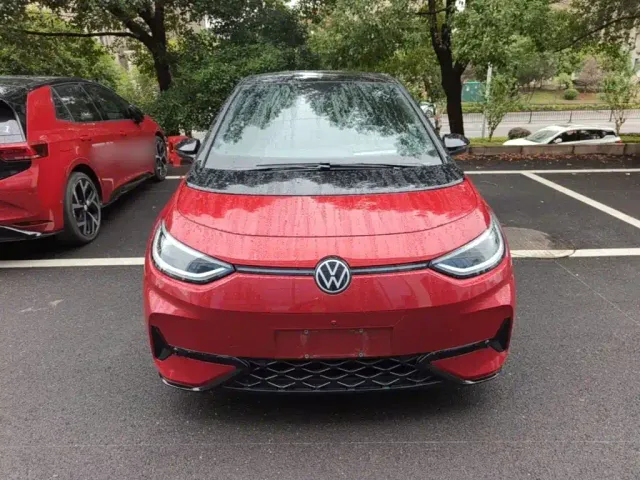 Volkswagen ID.3 — Фото автомобиля 2