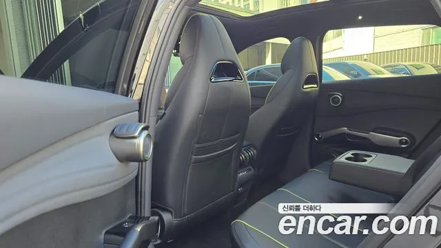 BYD Atto 3 — Фото автомобиля 9