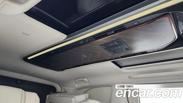 Lexus LM Generation 2 — Фото автомобиля 15