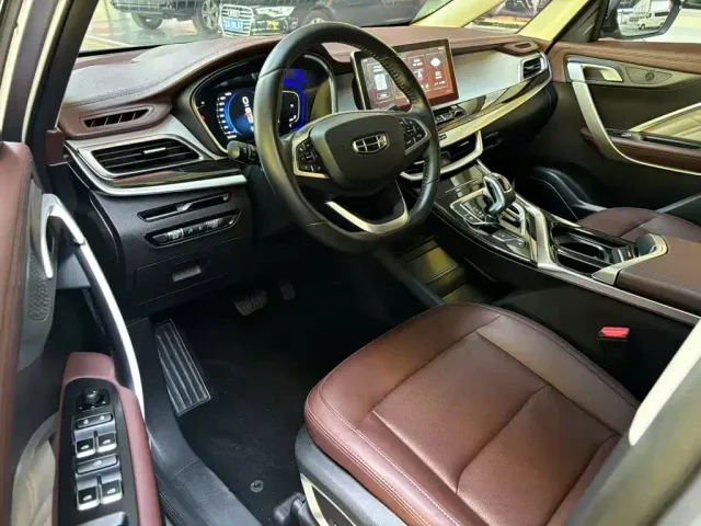 Geely Jiaji — Фото автомобиля 16
