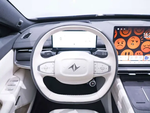 Dongfeng eπ 007 — Фото автомобиля 24
