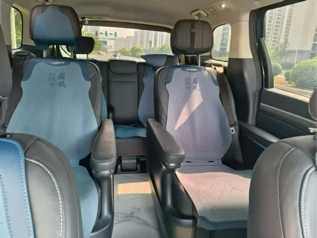 GAC Trumpchi M8 — Фото автомобиля 7
