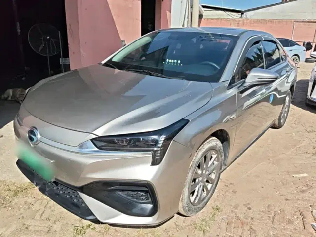 Фотография автомобиля — GAC Aion S