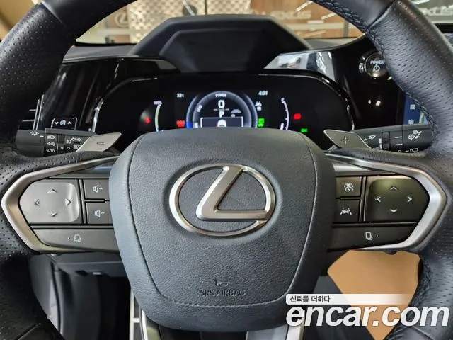 Lexus NX — Фото автомобиля 18