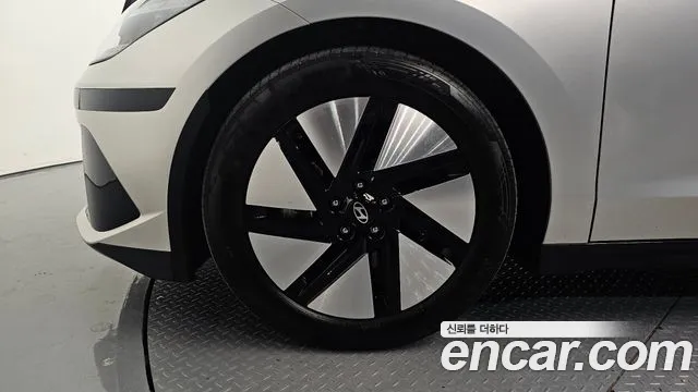Hyundai Ioniq 6 — Фото автомобиля 5