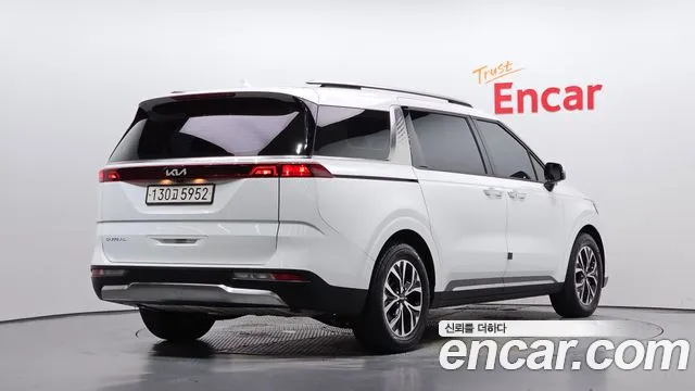 Фотография автомобиля — Kia Carnival Generation 4