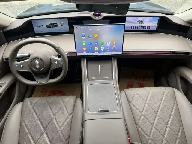 Stelato S9T — Фото автомобиля 5