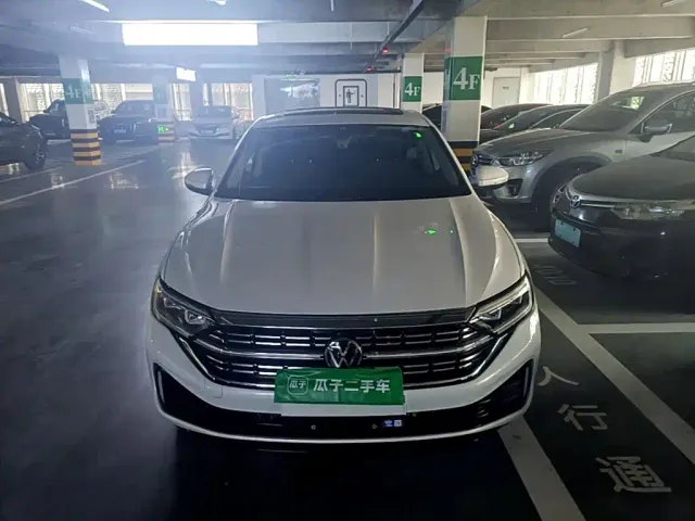 Volkswagen Sagitar — Фото автомобиля 2