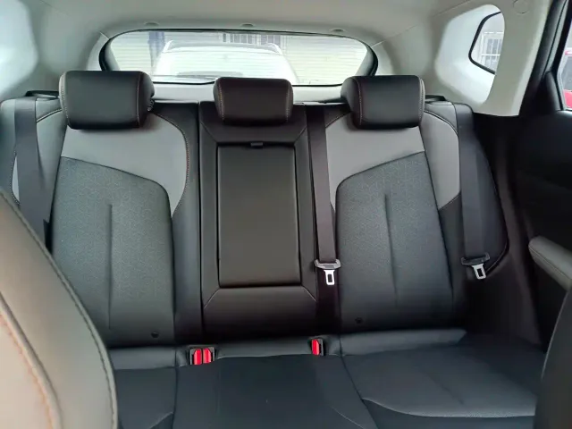 Changan Z6 — Фото автомобиля 13