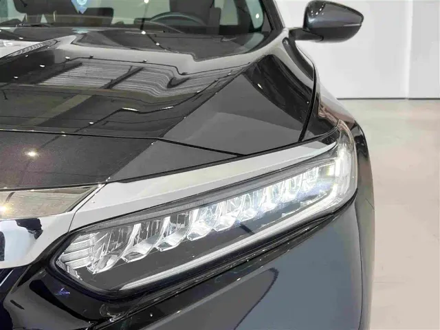 Honda Accord — Фото автомобиля 13