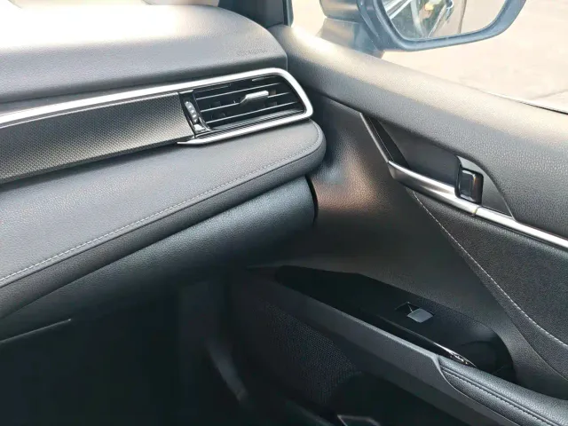 Toyota Camry — Фото автомобиля 15