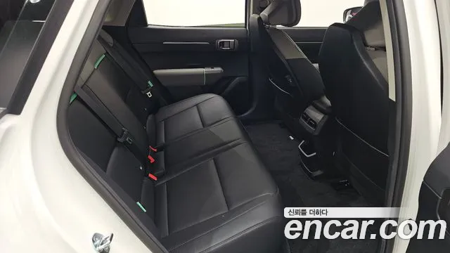 Kia EV4 — Фото автомобиля 11
