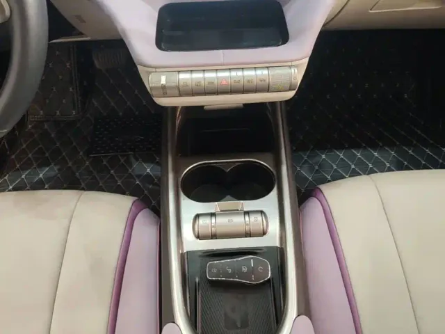 BYD Dolphin — Фото автомобиля 13
