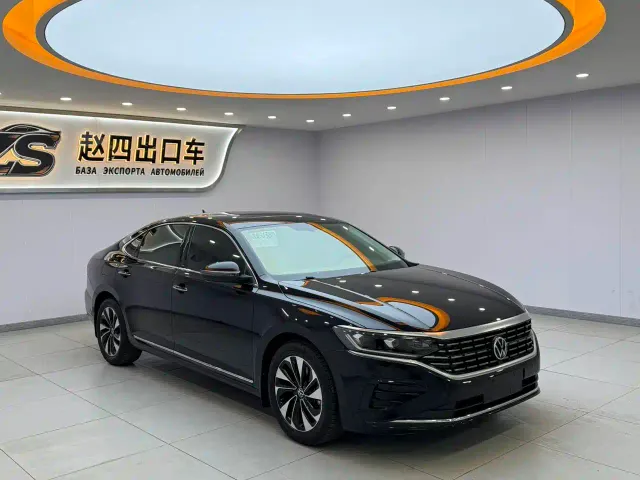 Volkswagen Passat — Фото автомобиля 3