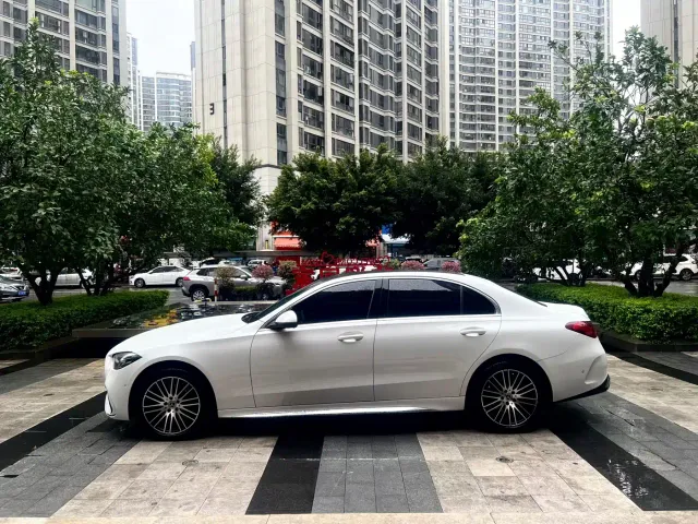 Mercedes-Benz C-Class — Фото автомобиля 4