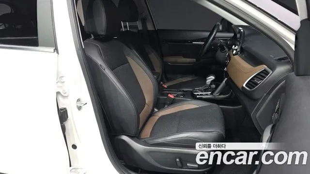 Kia Seltos — Фото автомобиля 17