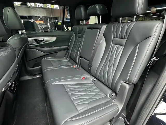 GAC Trumpchi GS8 — Фото автомобиля 30