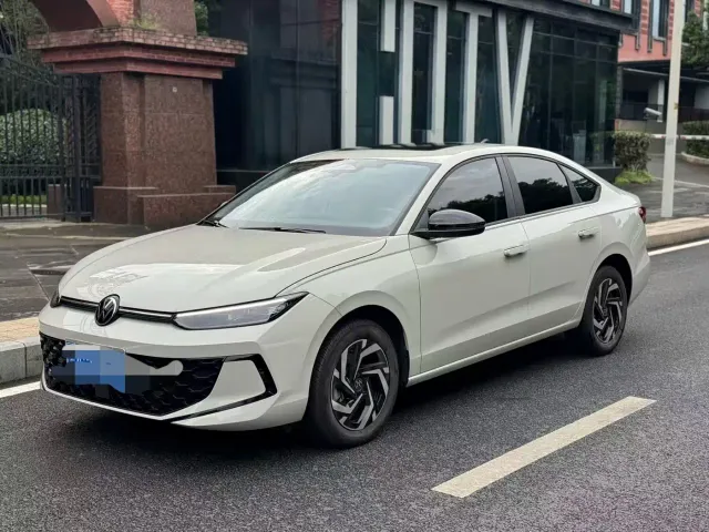 Фотография автомобиля — Volkswagen Lavida
