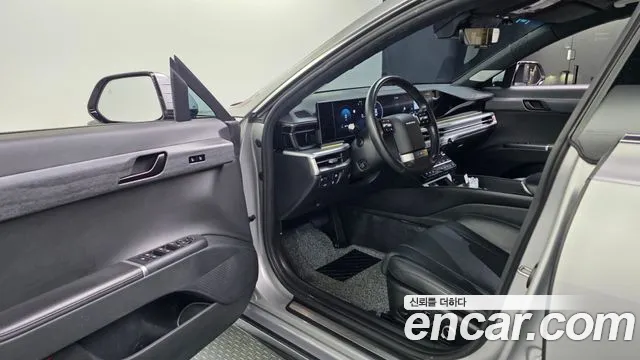 Hyundai Grandeur GN7 — Фото автомобиля 15