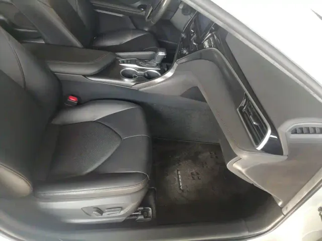 Toyota Camry — Фото автомобиля 19