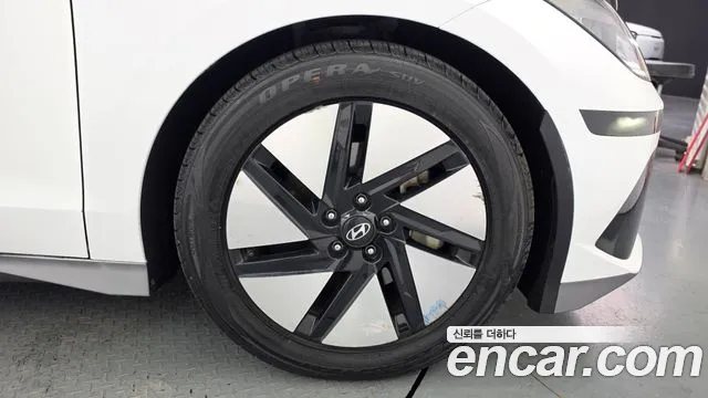 Hyundai Ioniq 6 — Фото автомобиля 5