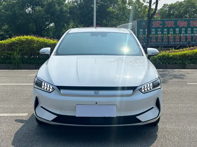 BYD Qin PLUS — Фото автомобиля 2