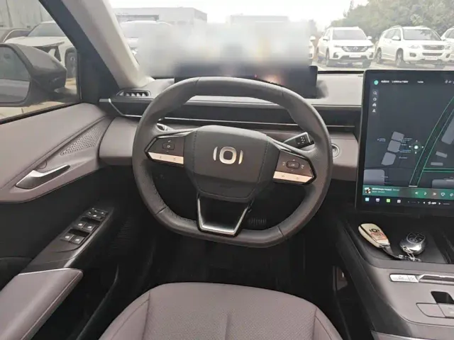 Changan Qiyuan A05 — Фото автомобиля 10