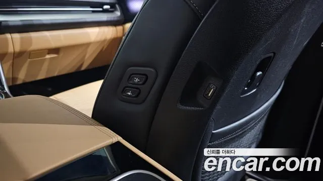 Kia Canival Carnival 4 поколение Дизель 7 мест Signature — Фото автомобиля 28