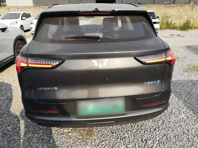 Wuling Starlight S — Фото автомобиля 5